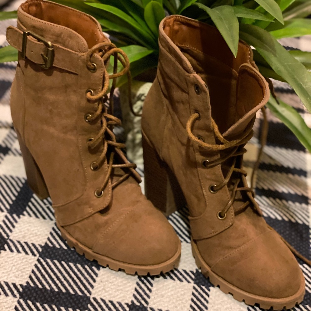 Women boots